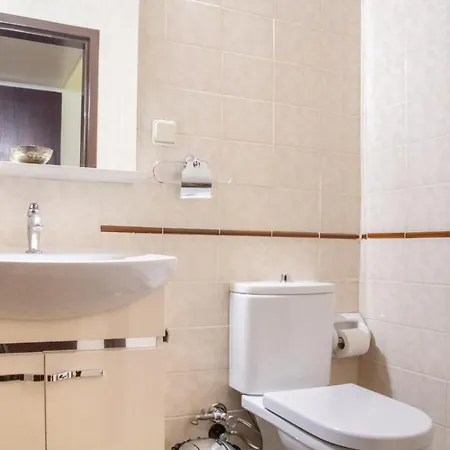 Flat W Balcony 10 Min To Karsiyaka Coast In *